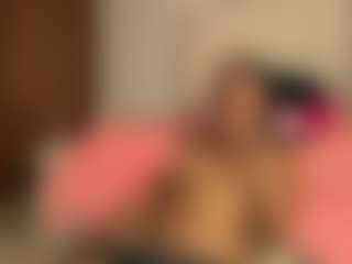 pocahotass-11's Live Sex Cam Show
