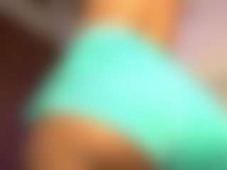 pocahotass-11's Live Sex Cam Show