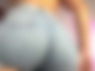 pocahotass-11's Live Sex Cam Show