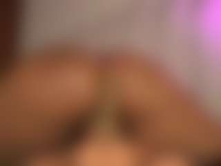 pocahotass-11's Live Sex Cam Show