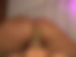 pocahotass-11's Live Sex Cam Show