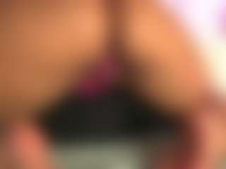 pocahotass-11's Live Sex Cam Show