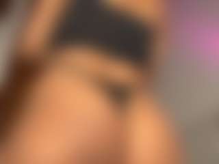 pocahotass-11's Live Sex Cam Show