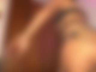 pocahotass-11's Live Sex Cam Show