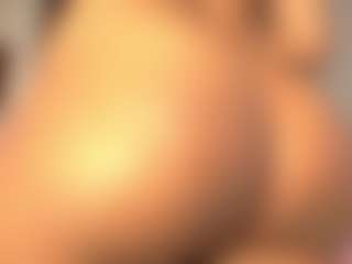 pocahotass-11's Live Sex Cam Show