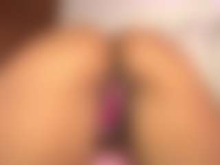 pocahotass-11's Live Sex Cam Show