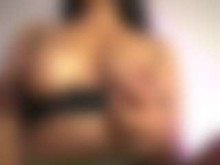 pocahotass-11's Live Sex Cam Show