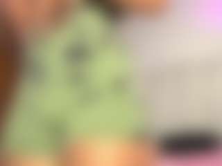 pocahotass-11's Live Sex Cam Show