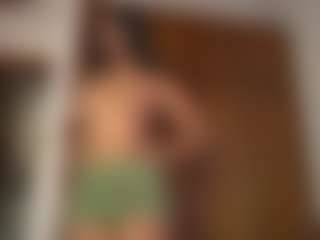 pocahotass-11's Live Sex Cam Show