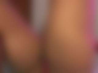 pocahotass-11's Live Sex Cam Show