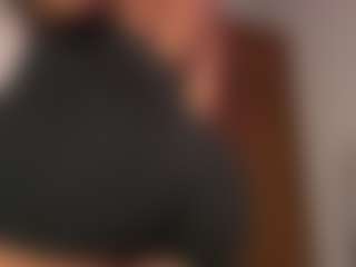 pocahotass-11's Live Sex Cam Show