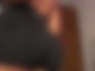 pocahotass-11's Live Sex Cam Show