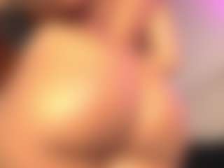 pocahotass-11's Live Sex Cam Show
