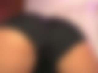 pocahotass-11's Live Sex Cam Show