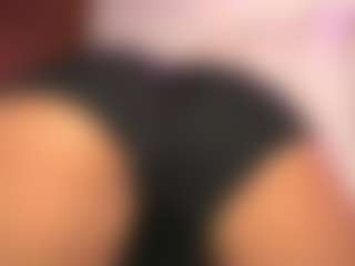 pocahotass-11's Live Sex Cam Show