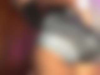 pocahotass-11's Live Sex Cam Show