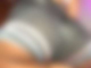 pocahotass-11's Live Sex Cam Show