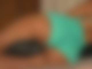 pocahotass-11's Live Sex Cam Show