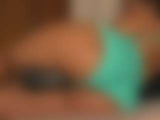 pocahotass-11's Live Sex Cam Show