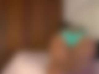 pocahotass-11's Live Sex Cam Show