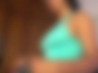 pocahotass-11's Live Sex Cam Show