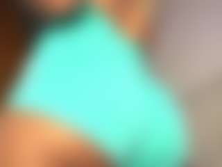 pocahotass-11's Live Sex Cam Show
