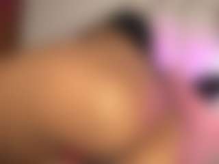 pocahotass-11's Live Sex Cam Show