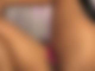 pocahotass-11's Live Sex Cam Show