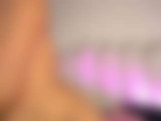 pocahotass-11's Live Sex Cam Show