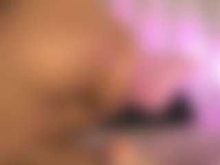 pocahotass-11's Live Sex Cam Show