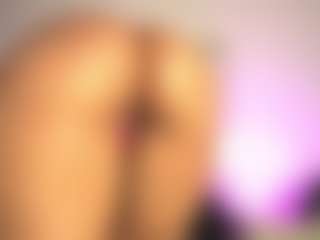 pocahotass-11's Live Sex Cam Show