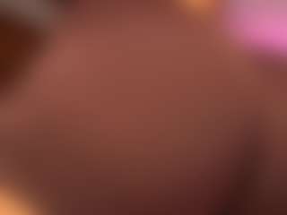 pocahotass-11's Live Sex Cam Show