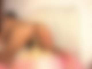 pocahotass-11's Live Sex Cam Show