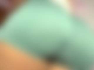 pocahotass-11's Live Sex Cam Show