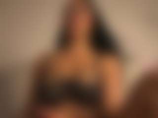 pocahotass-11's Live Sex Cam Show