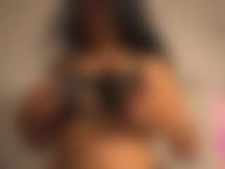 pocahotass-11's Live Sex Cam Show
