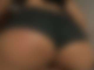 pocahotass-11's Live Sex Cam Show