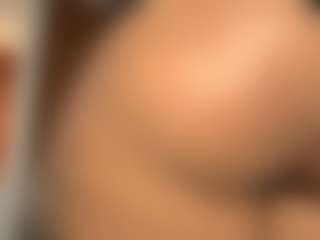 pocahotass-11's Live Sex Cam Show