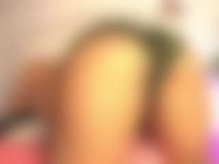 pocahotass-11's Live Sex Cam Show