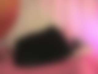 pocahotass-11's Live Sex Cam Show