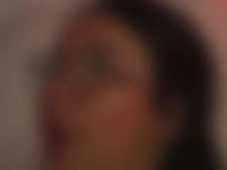 pocahotass-11's Live Sex Cam Show