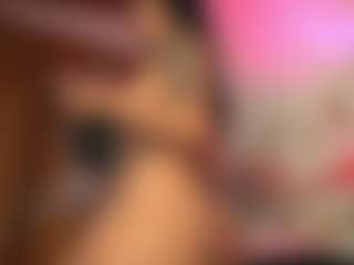 pocahotass-11's Live Sex Cam Show