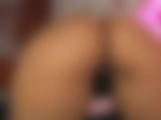 pocahotass-11's Live Sex Cam Show