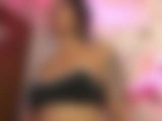 pocahotass-11's Live Sex Cam Show