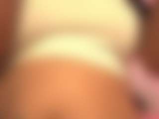 pocahotass-11's Live Sex Cam Show
