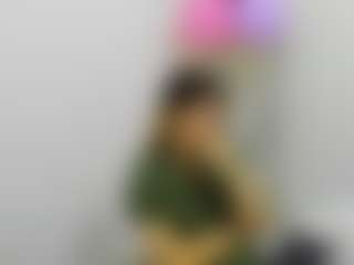 Zoey777 MILF webcam performer live streaming