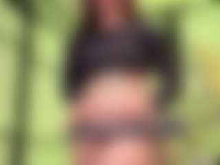 AlliceLover's Live Sex Cam Show