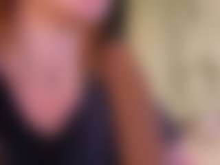 Live cam show with AlliceLover - Brown Eyes on Camsoda Late Night