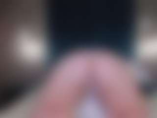 Live cam show with Chloe-Whitee - Thick on livesexfox.com