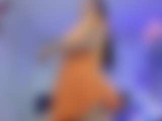 Live cam show with Emiliaa-Rosse - Naughty on Nude Live Now
